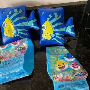 Arm floaties for kids